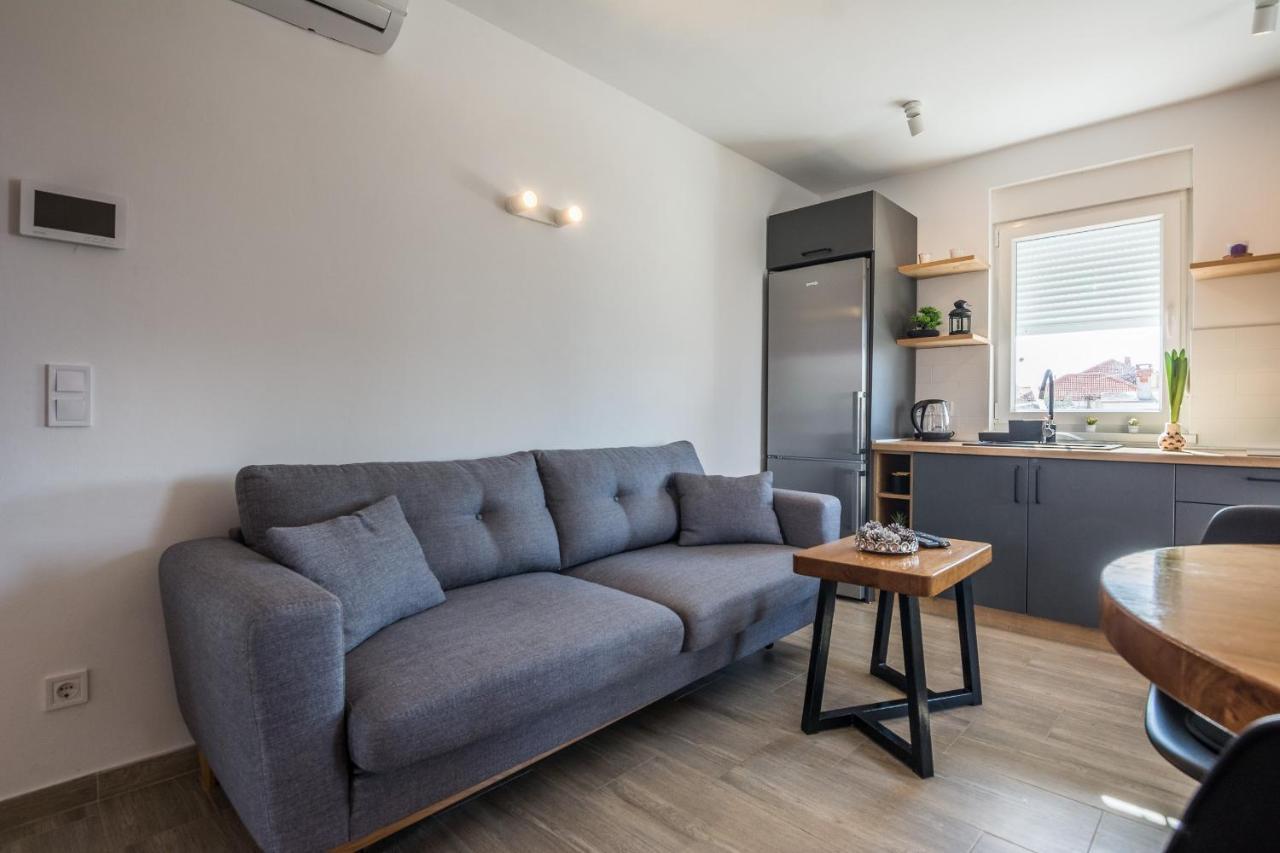 Apartments Pejakovic Vir Zewnętrze zdjęcie