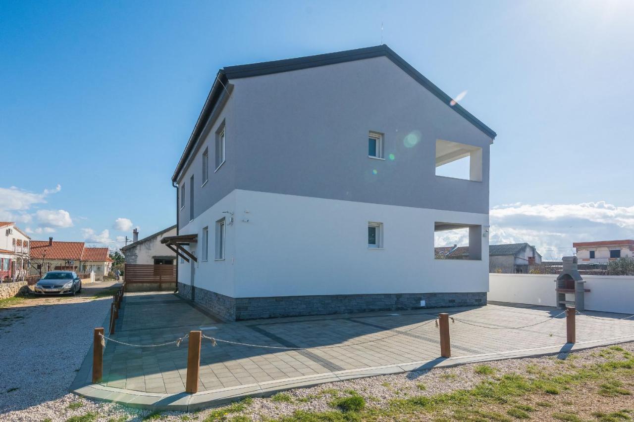 Apartments Pejakovic Vir Zewnętrze zdjęcie
