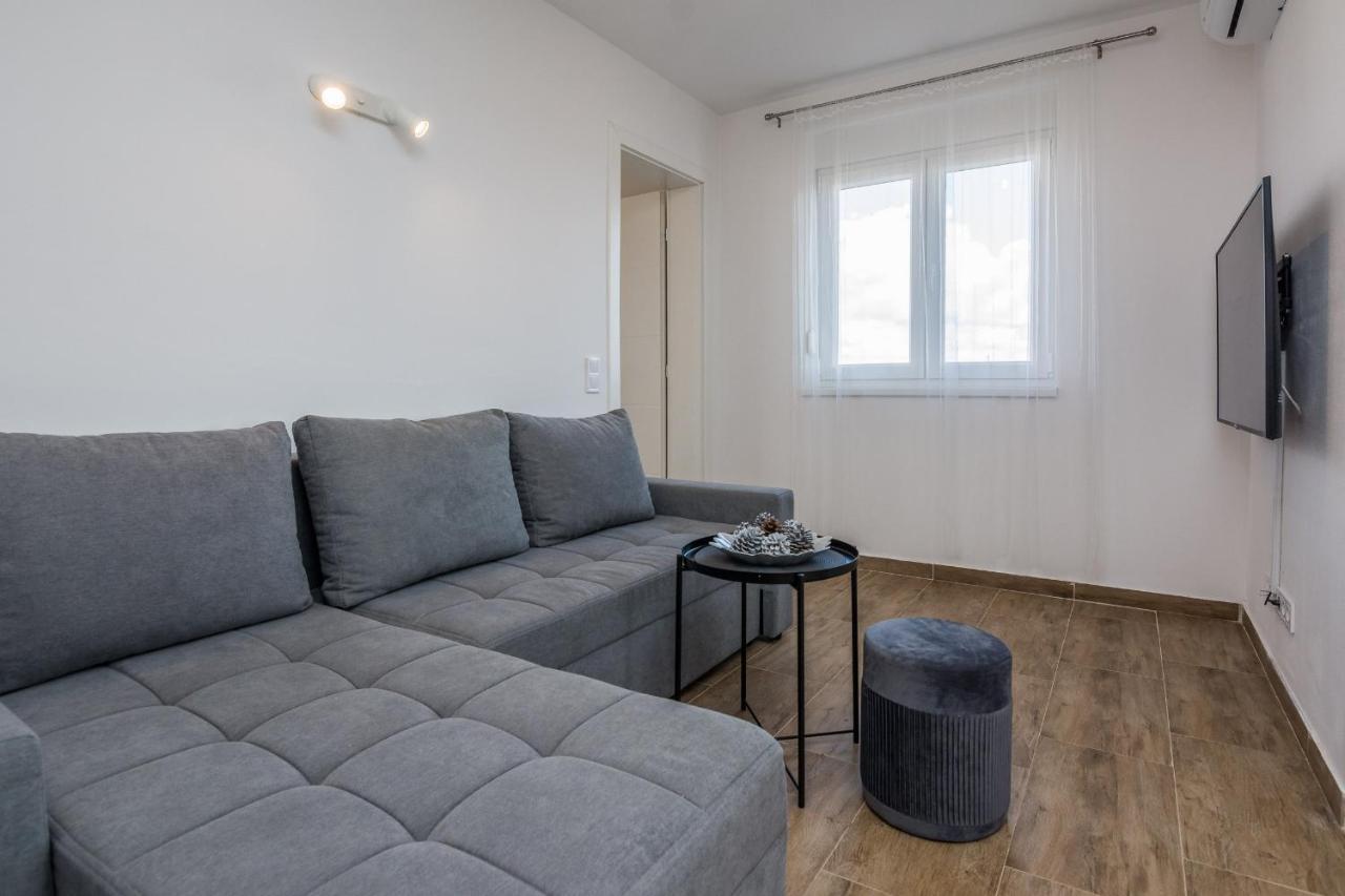Apartments Pejakovic Vir Zewnętrze zdjęcie